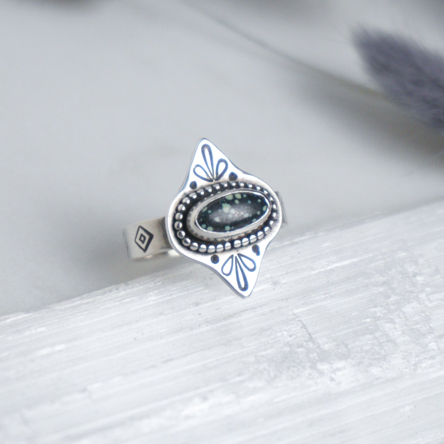 New Lander Turquoise Stamped Ring ✦ UK Size N ✦