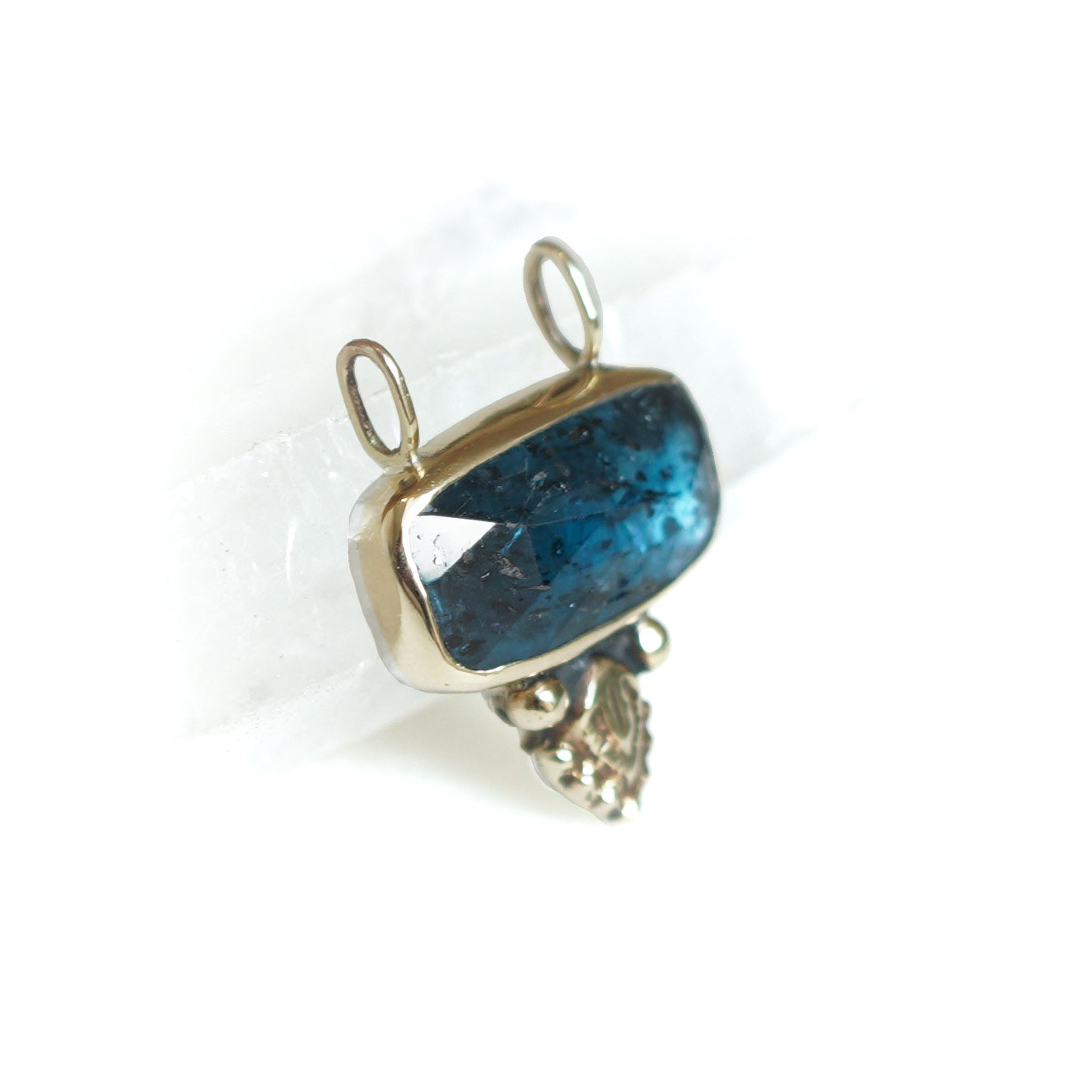 9ct Gold & Sterling Silver Teal Moss Kyanite Pendant