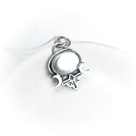 Mini Devine Moonstone Silver Pendant